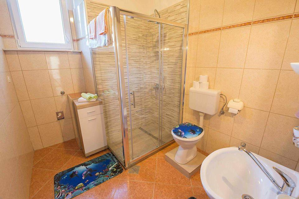 Apartmani Pod Nehajem セニ エクステリア 写真